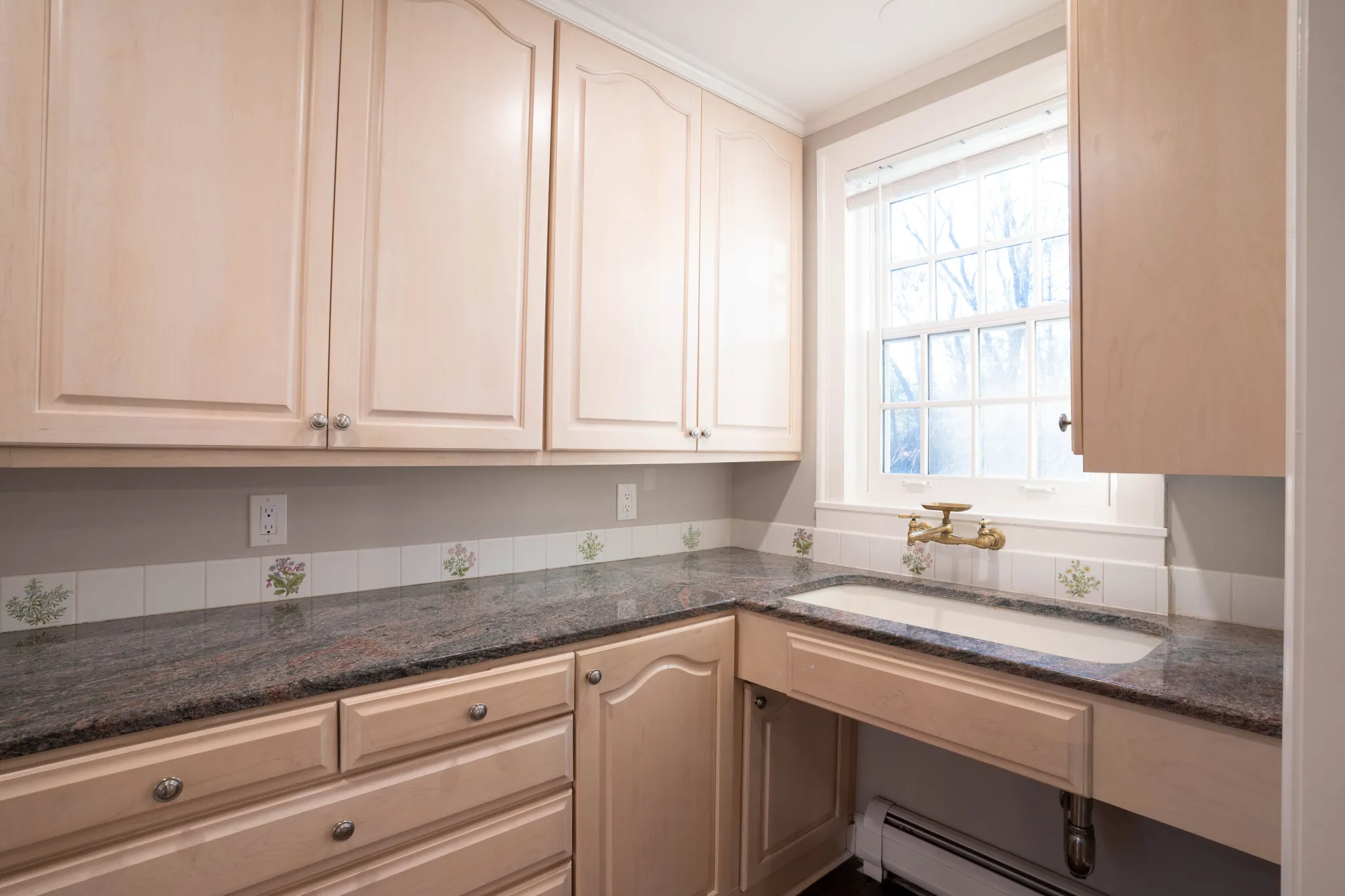 40 Puddingstone Ln, Oak Hill