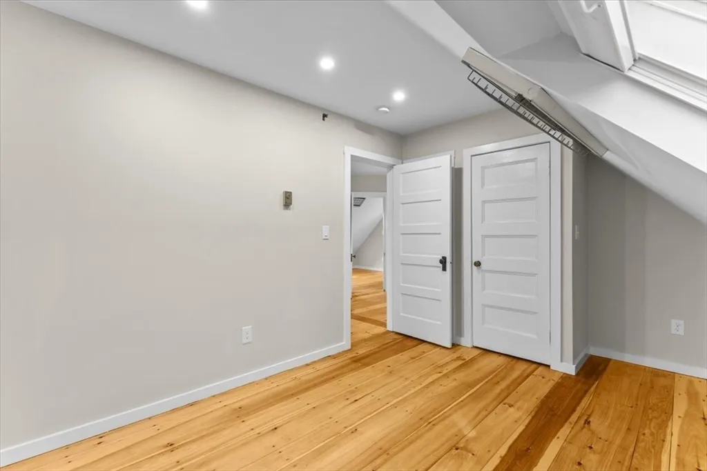 1 Samoset Ave, Mansfield