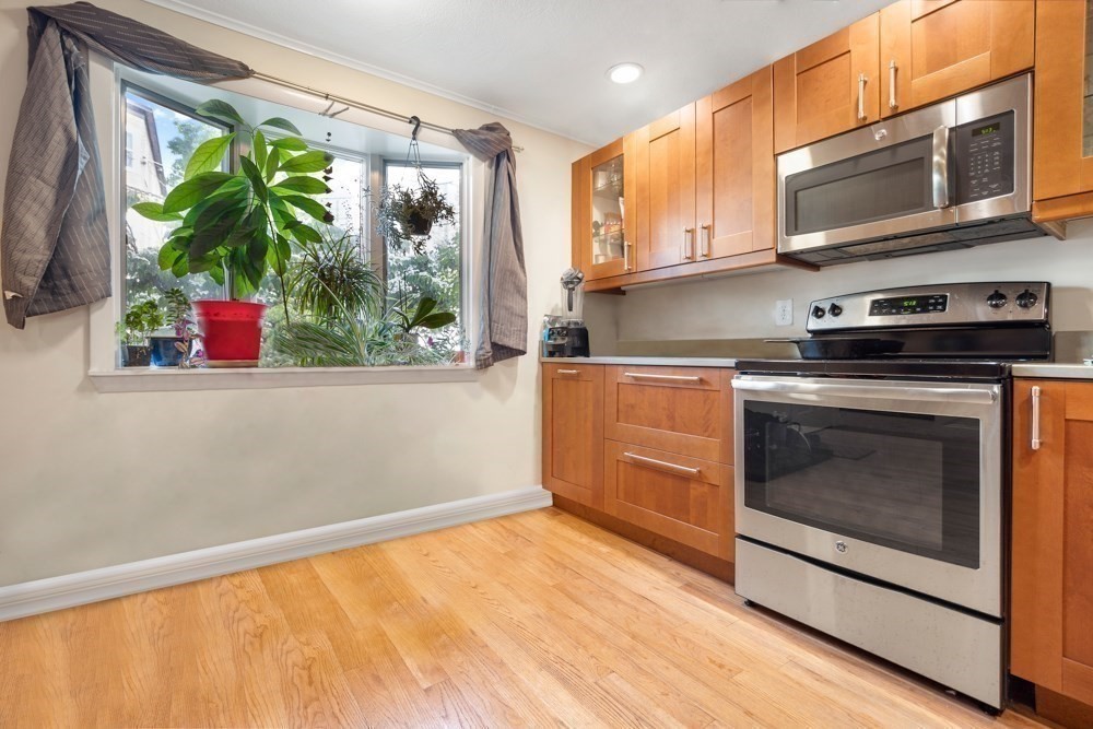 55 Waterhouse St, Teele Square