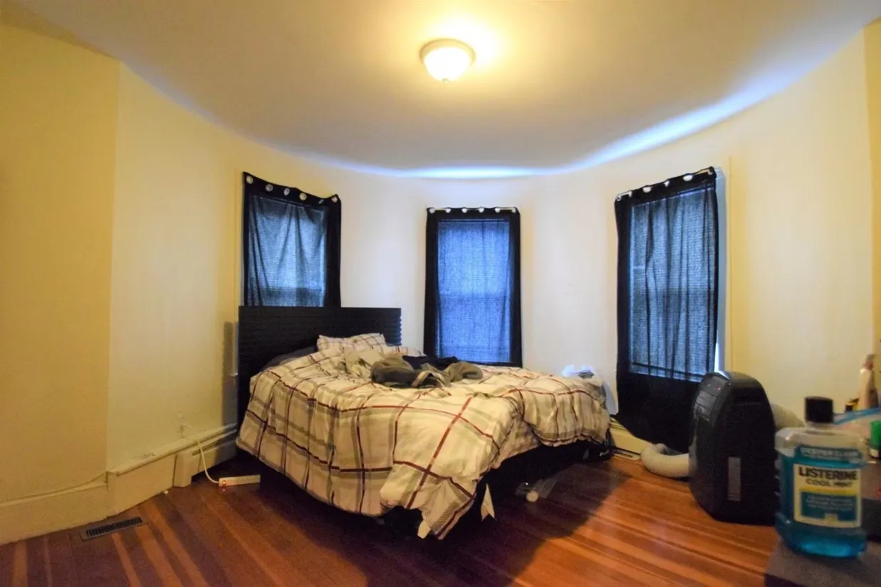 505 Washington St, Brighton