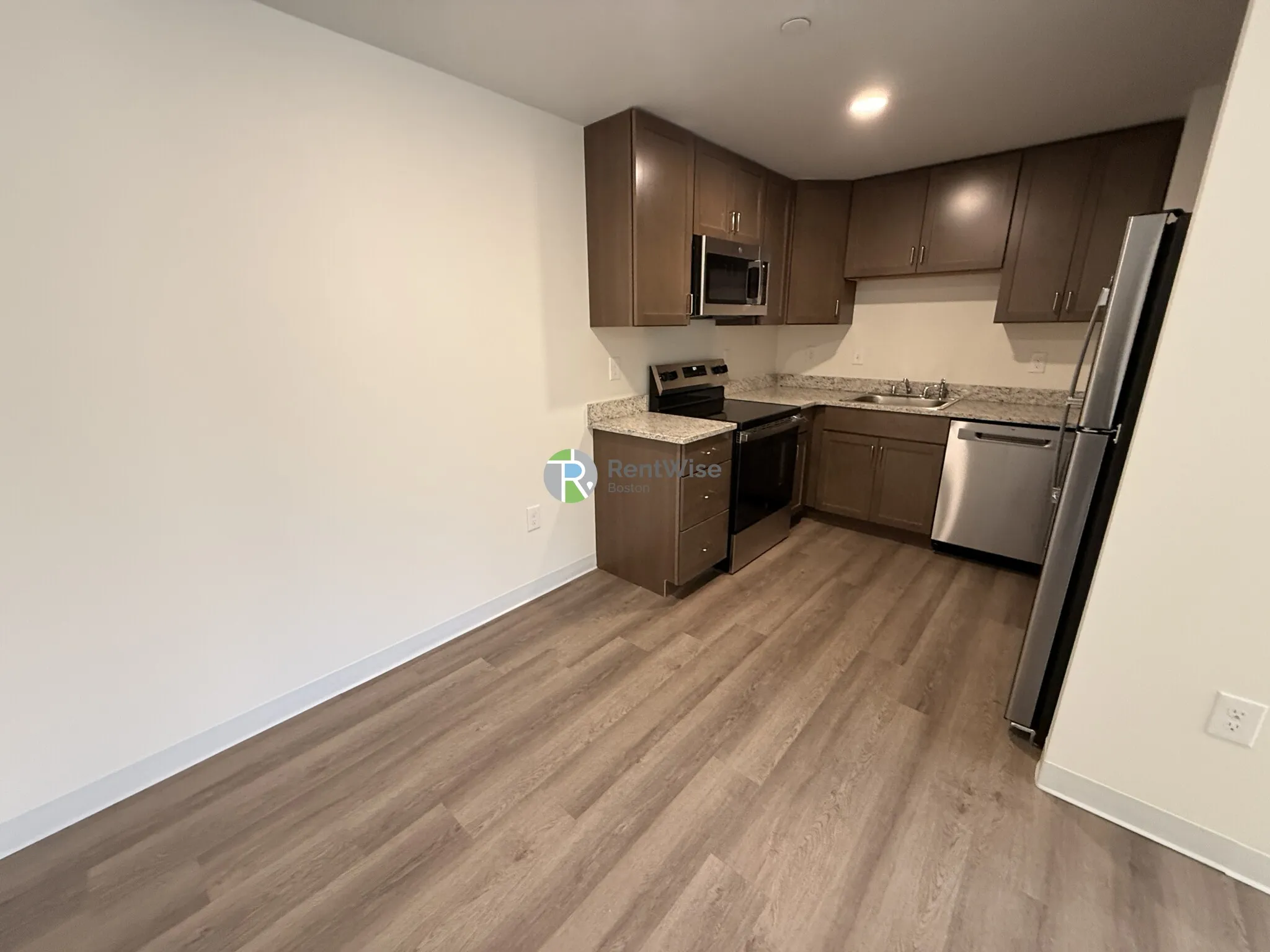 1741 Washington St, Braintree