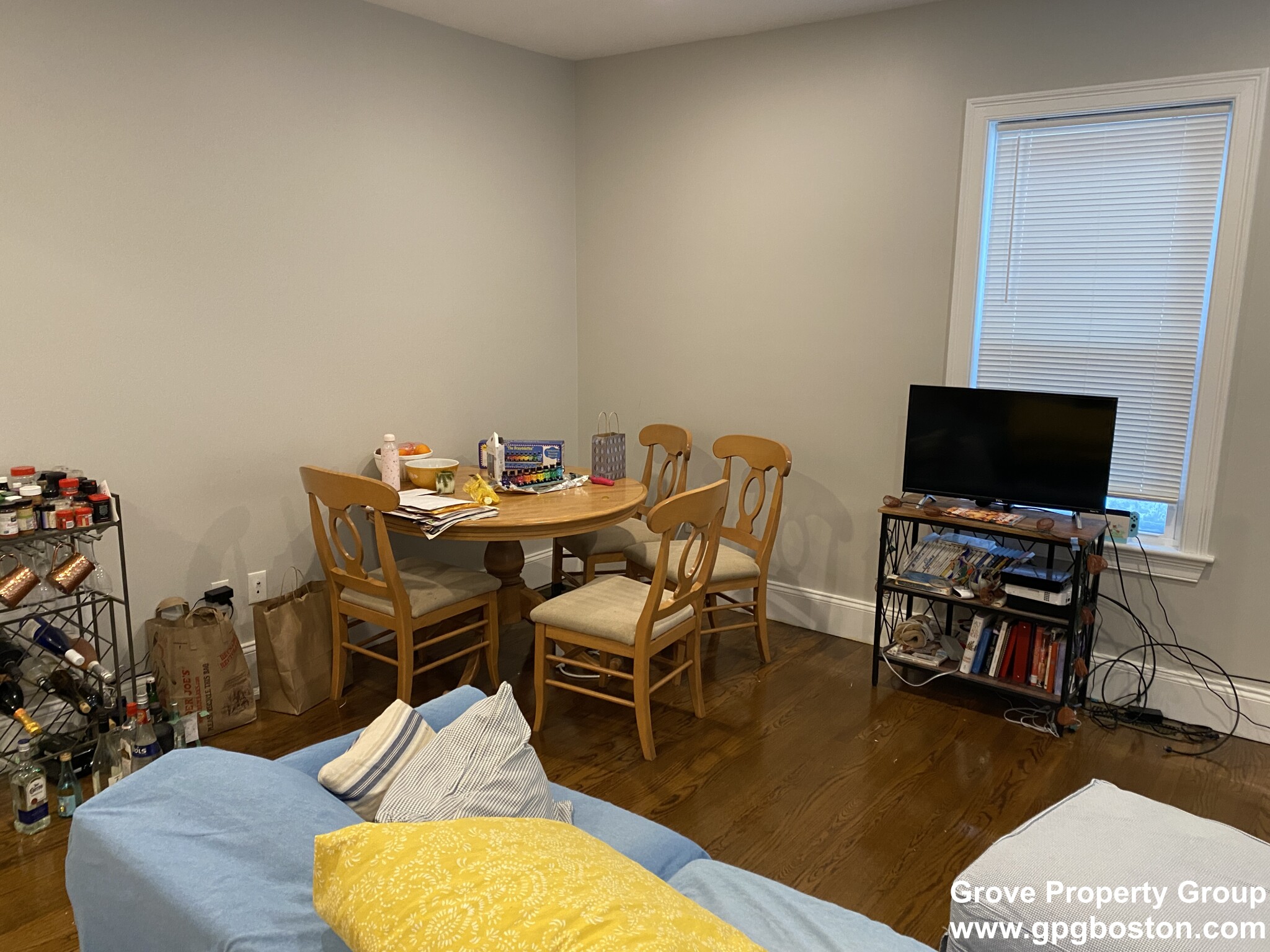 71 Hillside St, Mission Hill