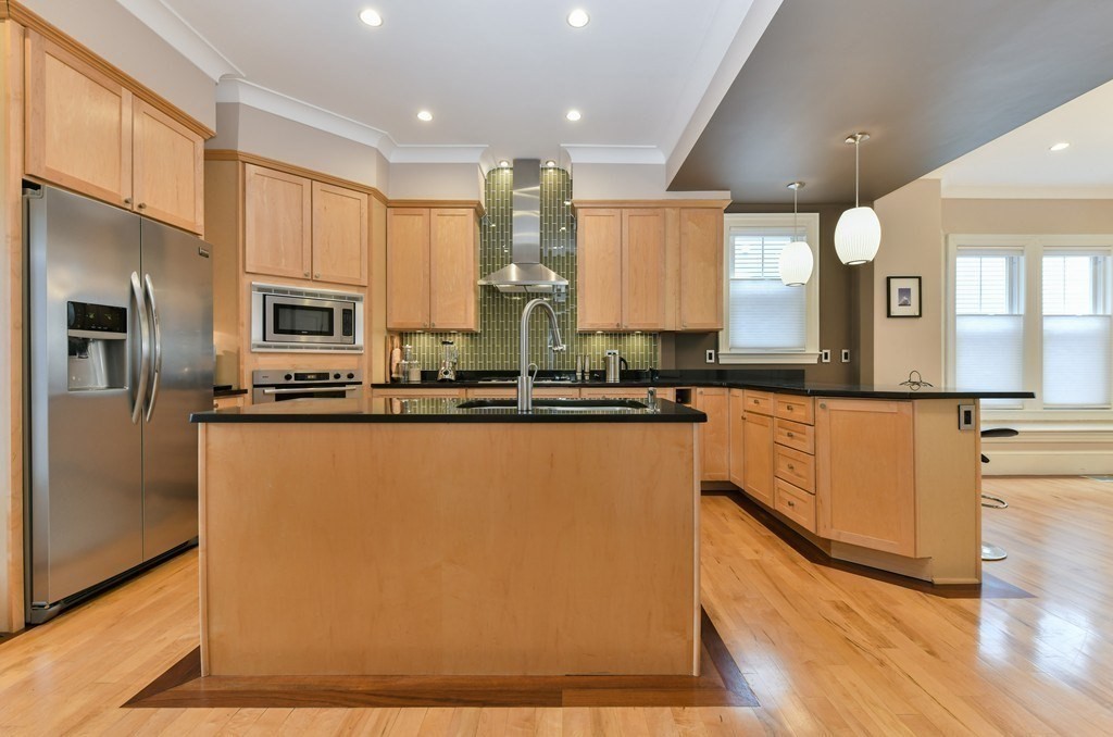 62 Sawyer Ave, Dorchester