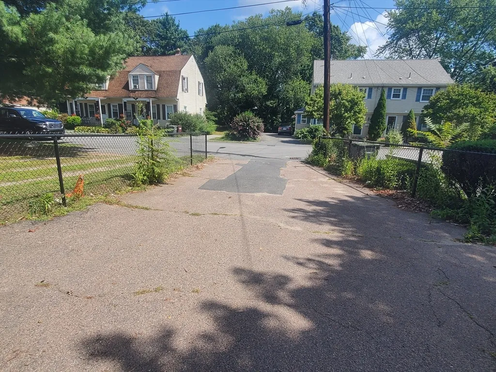 135 Ashcroft, Dedham