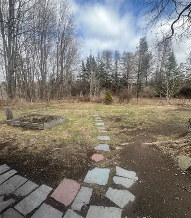 417 Old Ayer Rd, Groton