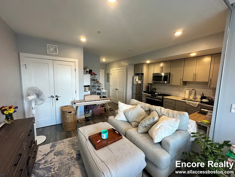 55 West Fifth St, South Boston