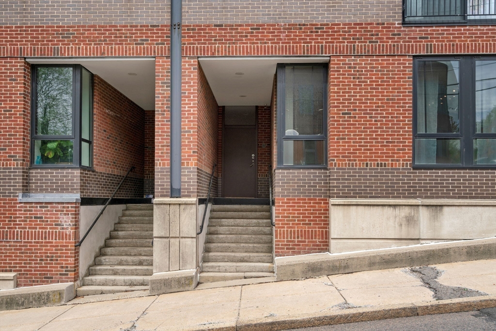 251 Heath St, Jamaica Plain