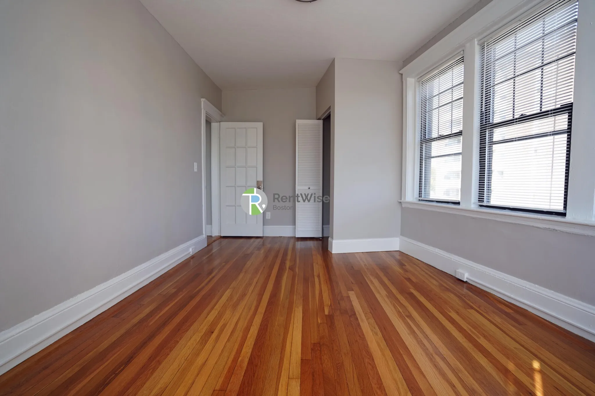 292 Harvard St, Mid-Cambridge