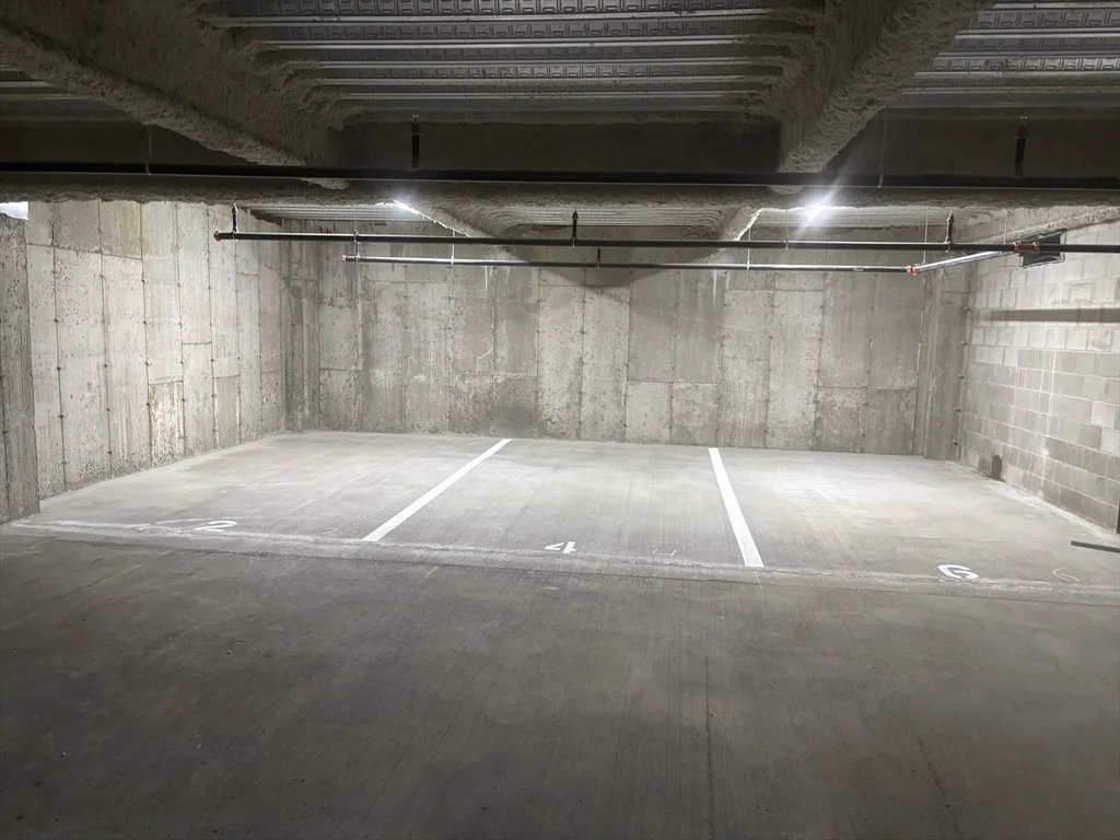 1391 Main St, Walpole