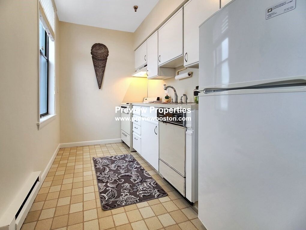 26 Commonwealth Ter, Brighton