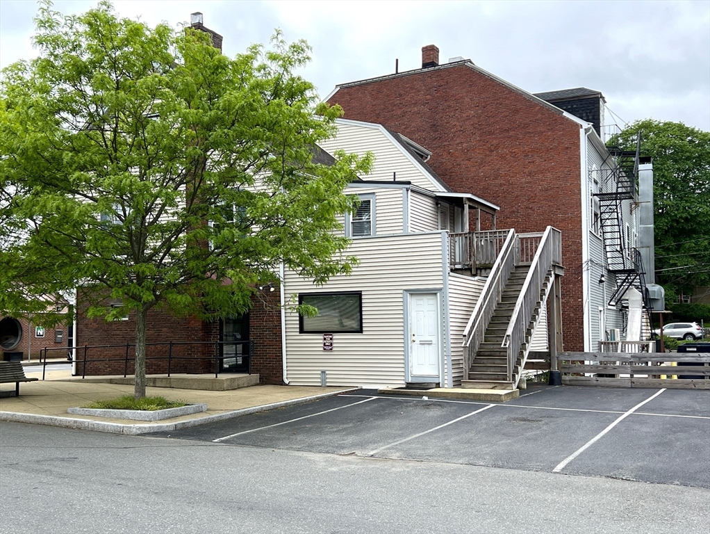 513-517 Franklin St, Melrose