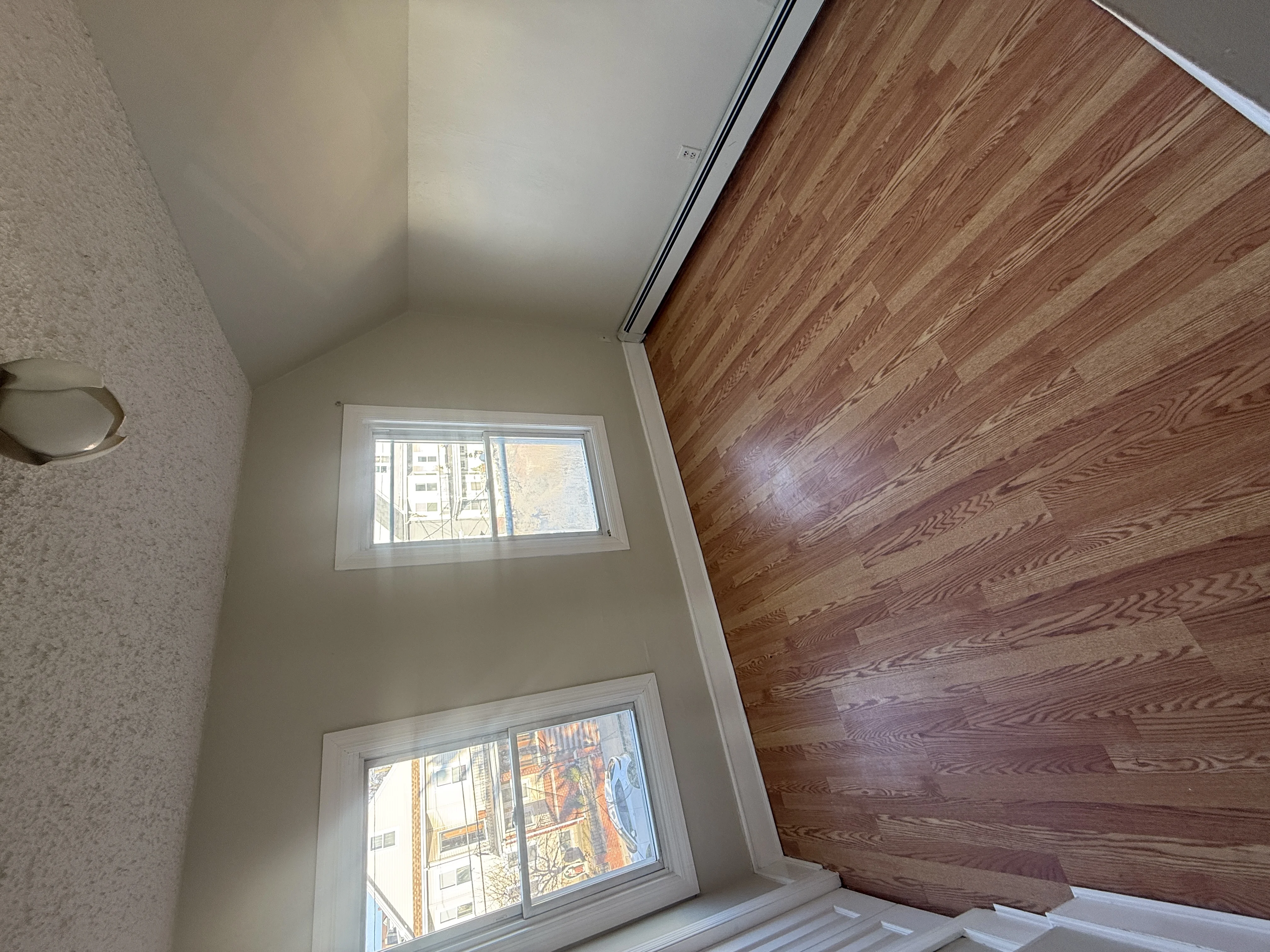 569 Main St, South Medford