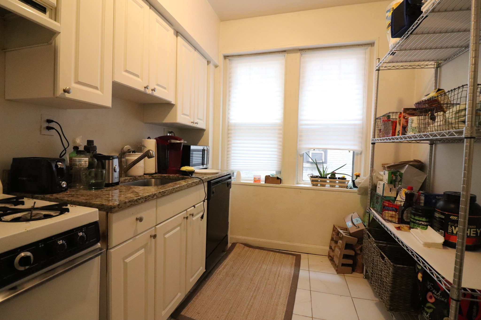 2003 Commonwealth Ave, Brighton