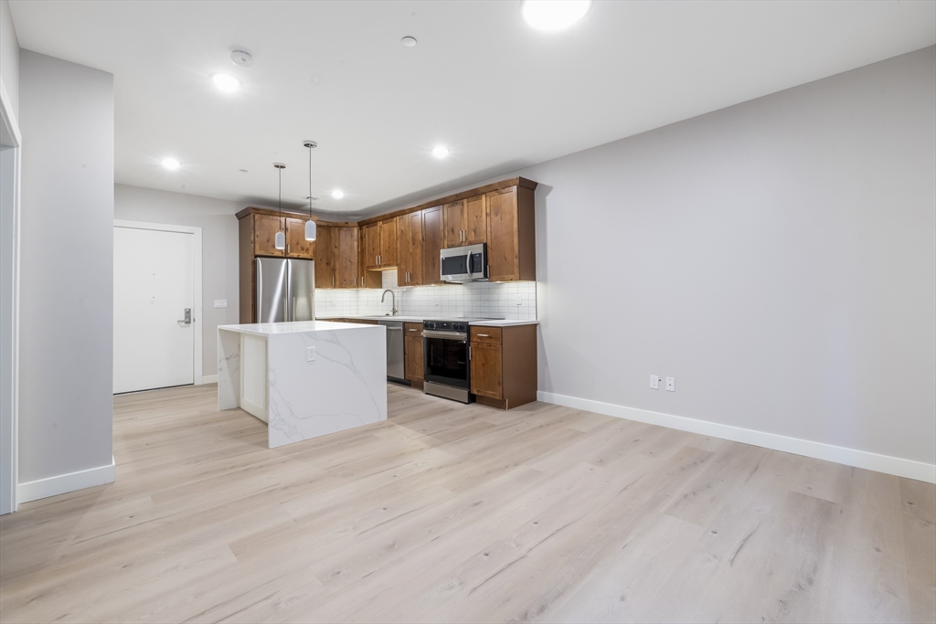 400 W Broadway, South Boston