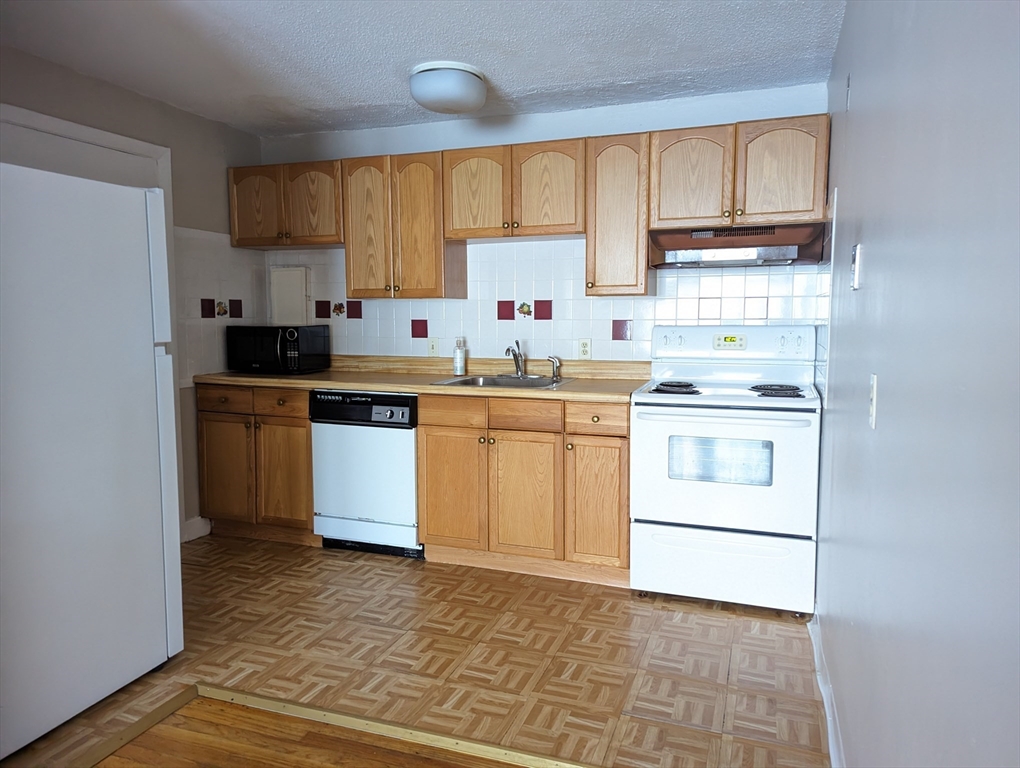 239 Kelton St, Brighton