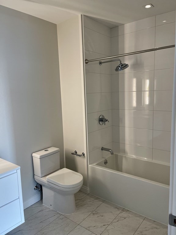 100 Shawmut Ave, South End