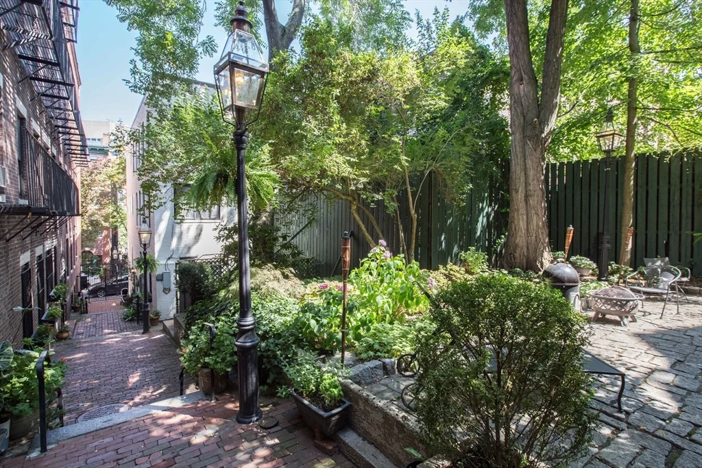 7 Primus Ave, Beacon Hill