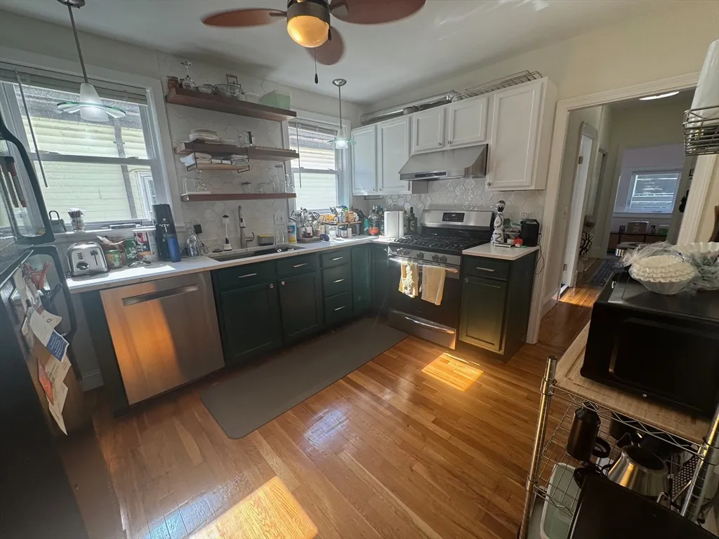 145 Albion St, Powder House Square