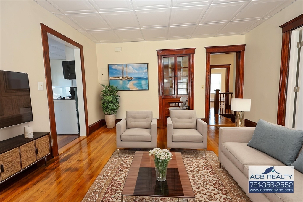 18 Pacific St, Rockland