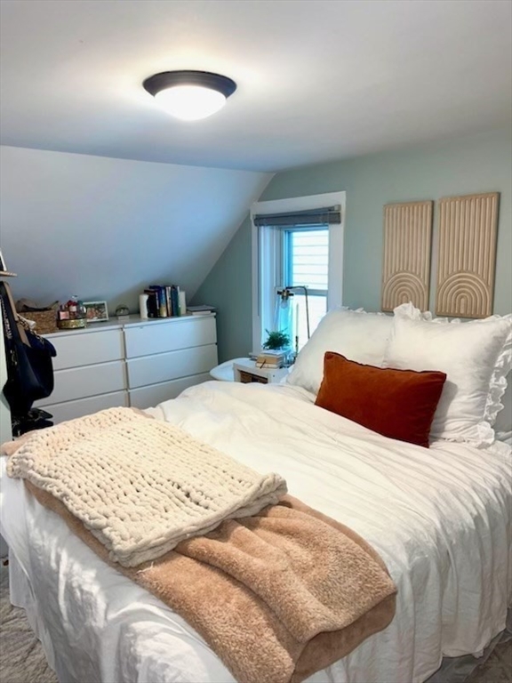 209 W 3rd St, South Boston