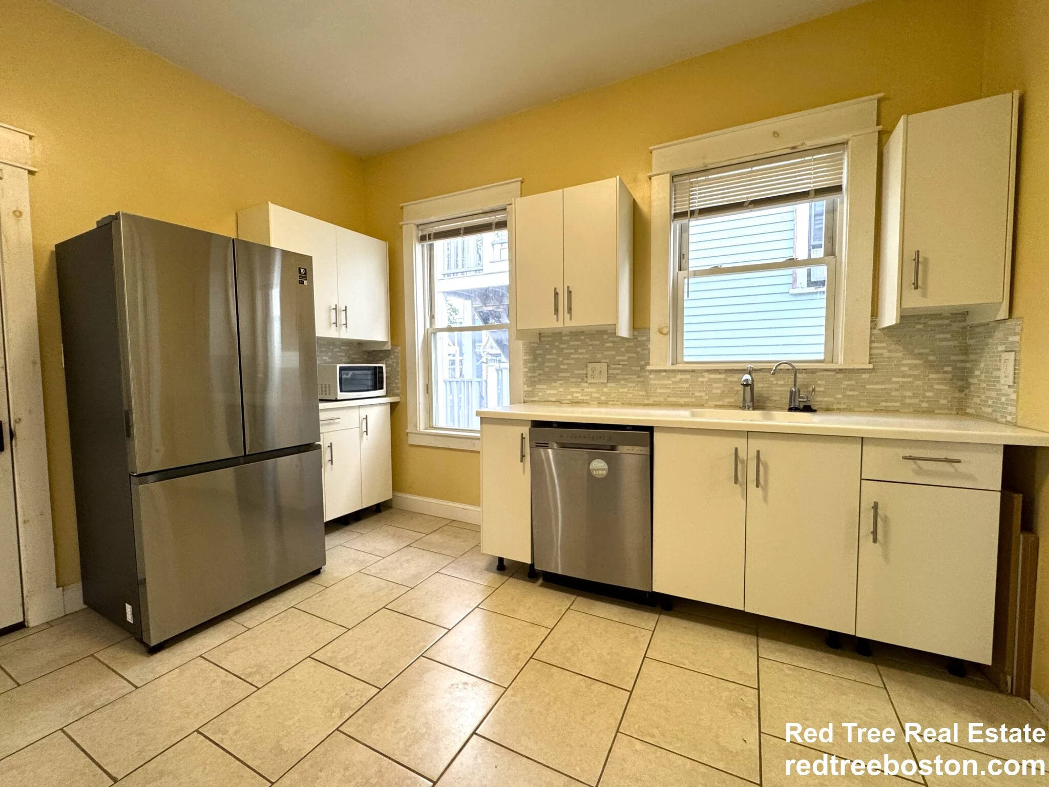 24 Weld Hill St, Jamaica Plain