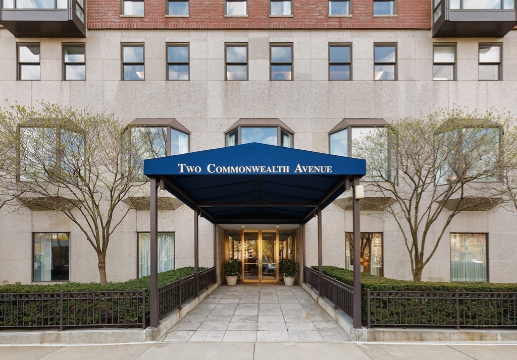 2 Commonwealth Ave, Back Bay