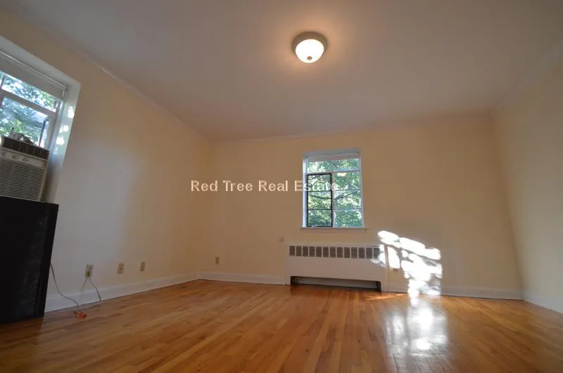 50 Alton Pl, Coolidge Corner