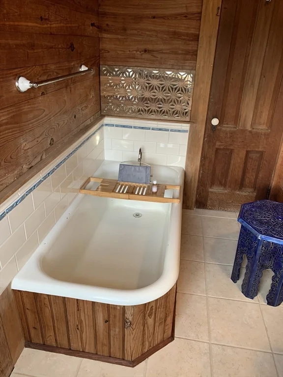 66 Hulbert Avenue North House, Nantucket