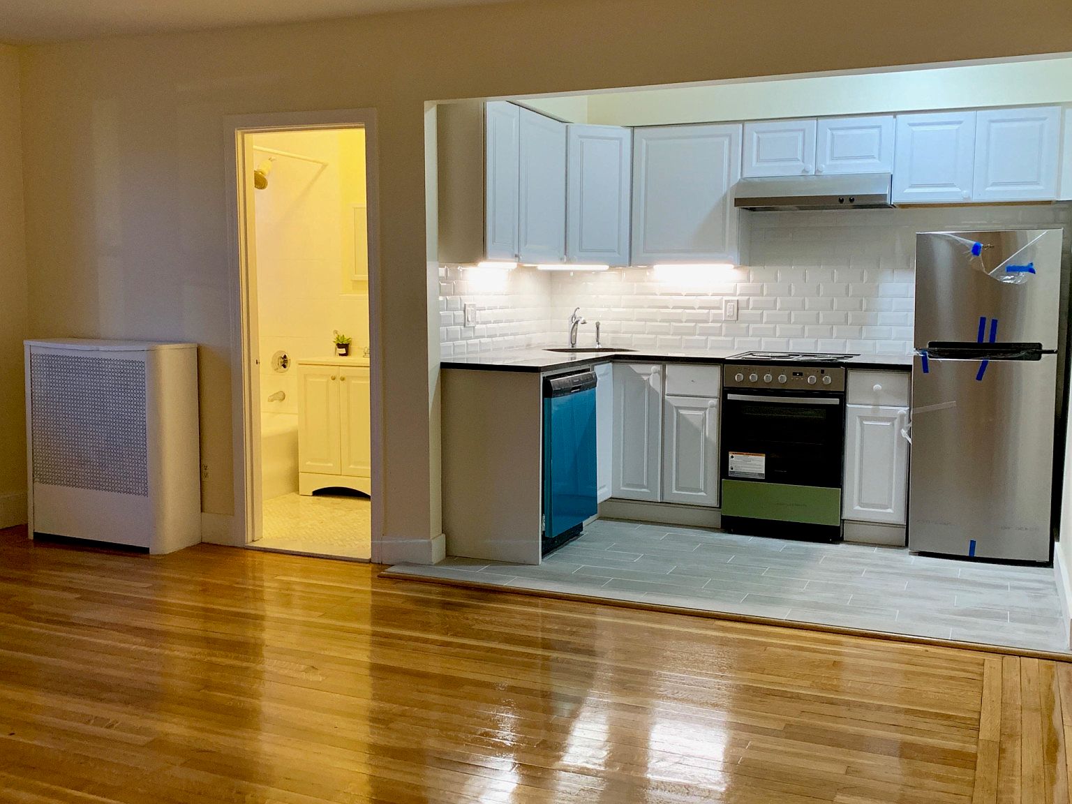 1607 Commonwealth Ave, Brighton