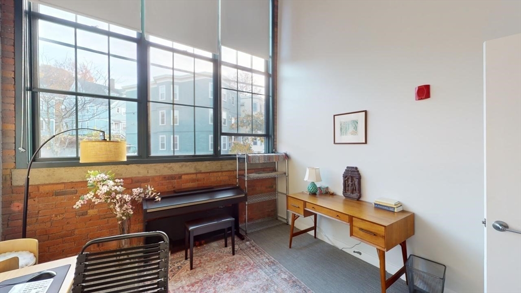 15 Richdale Ave, Neighborhood Nine