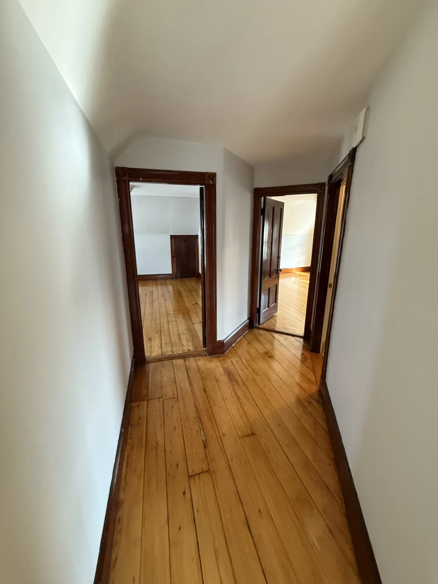 68 Willow Ave, Davis Square