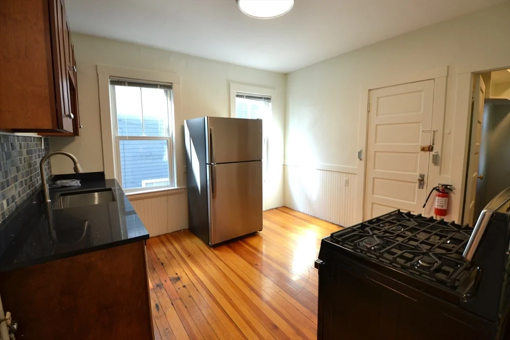 82 Montebello Rd, Jamaica Plain