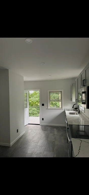 19 Dell Ave, Hyde Park