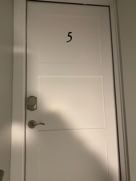 527 Nantasket Ave, Hull