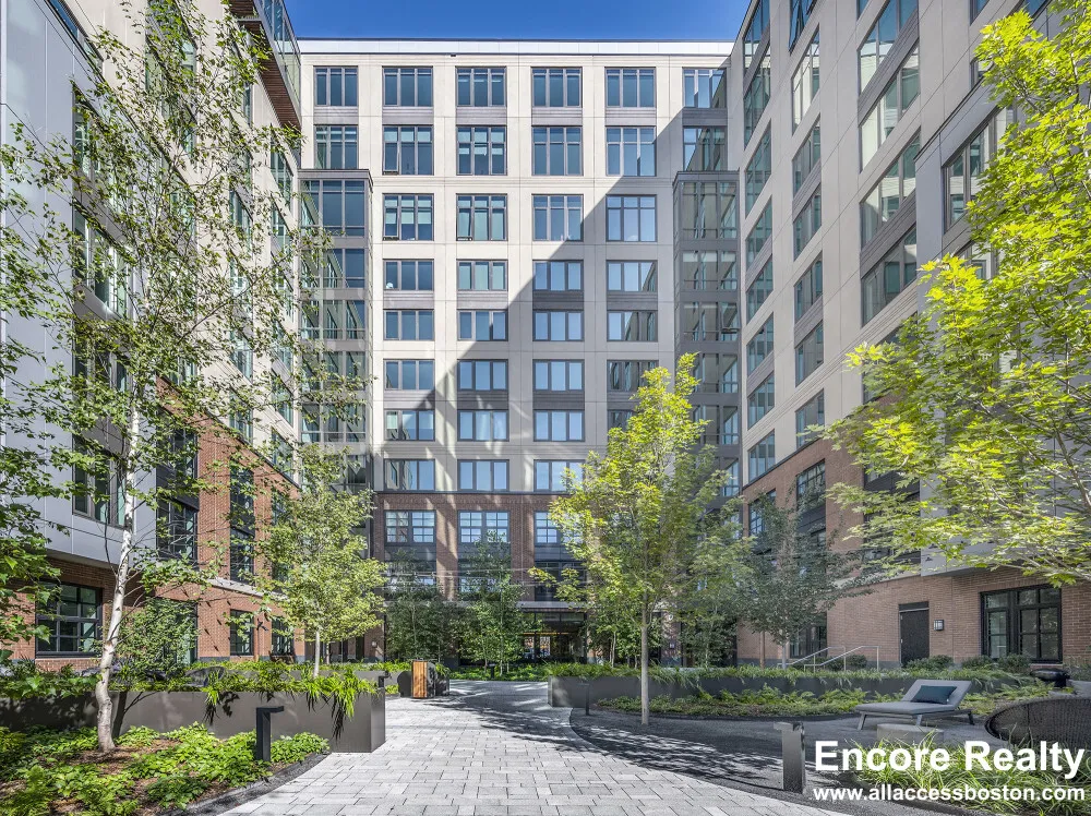 89 East Dedham St, South End