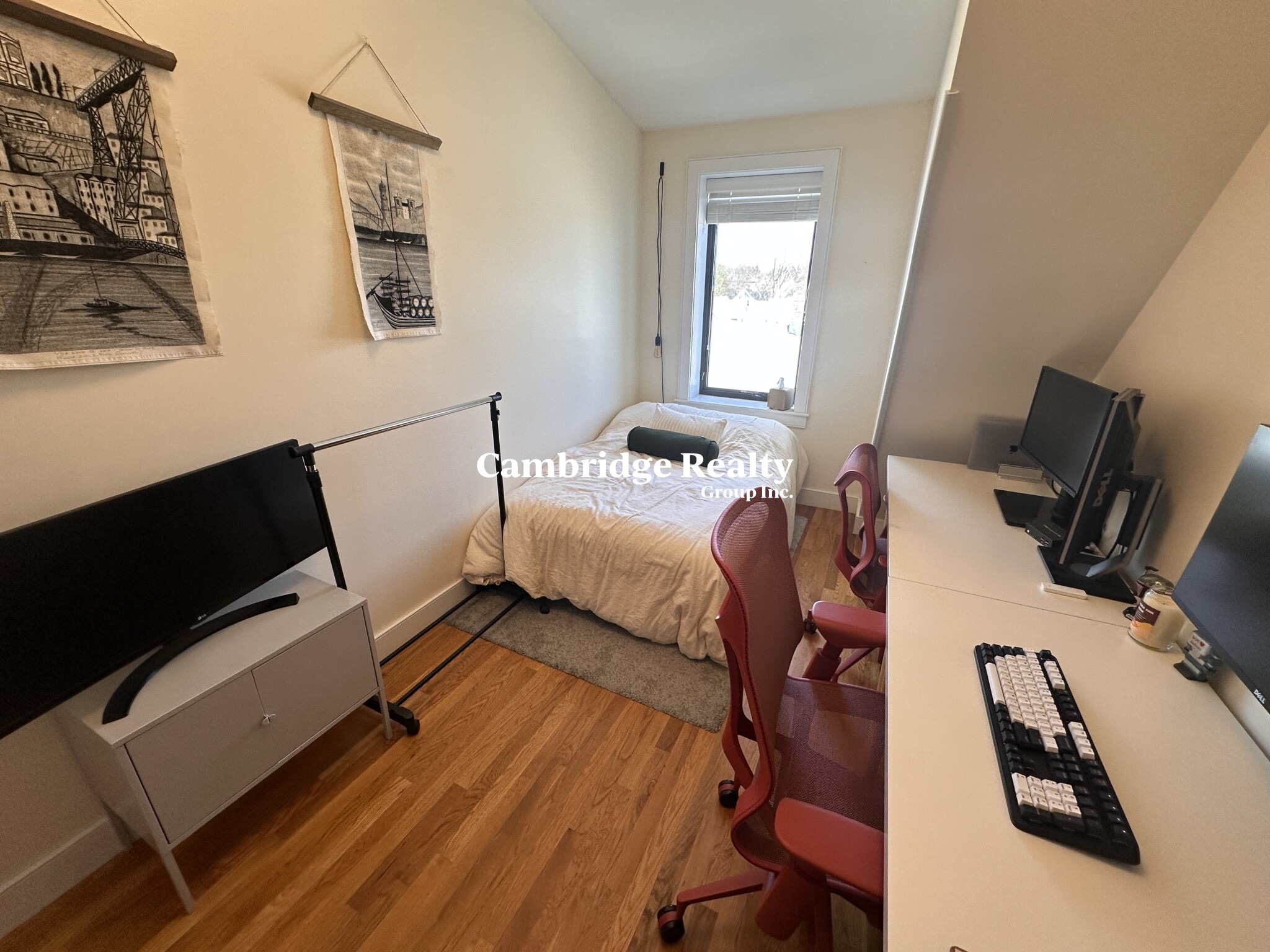 379 Somerville Ave, Prospect Hill