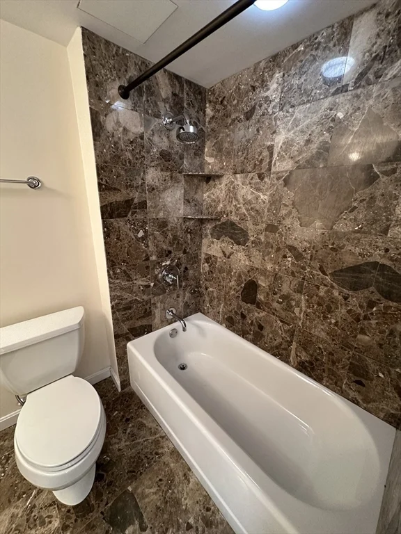 8 Museum Way, East Cambridge