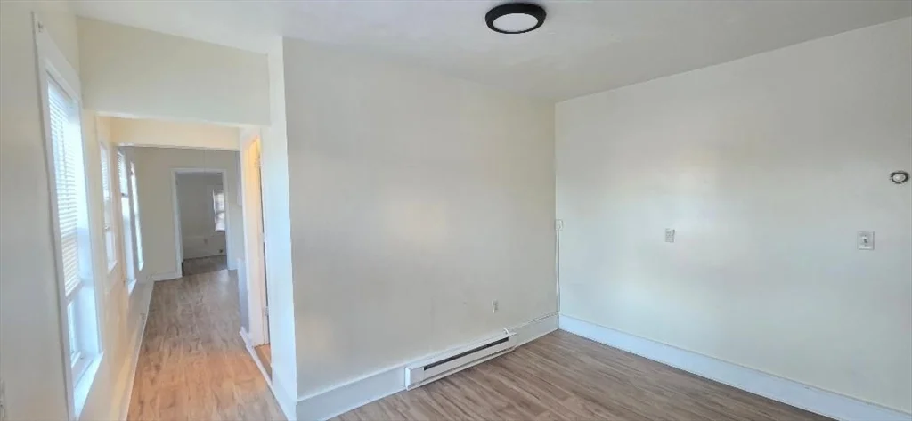 18 Linden St, Rockland