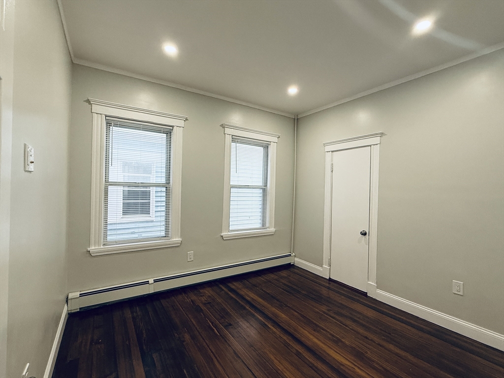 46 Floyd St, Dorchester