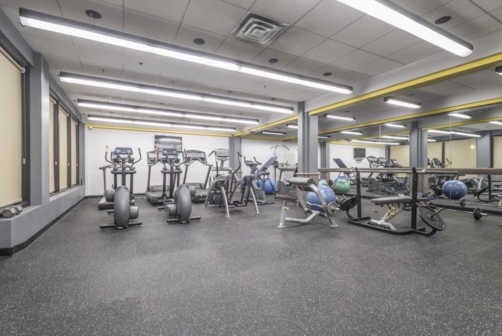 357 Commercial St, North End