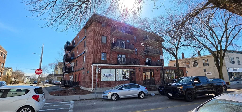 26 W Wyoming Ave, Melrose