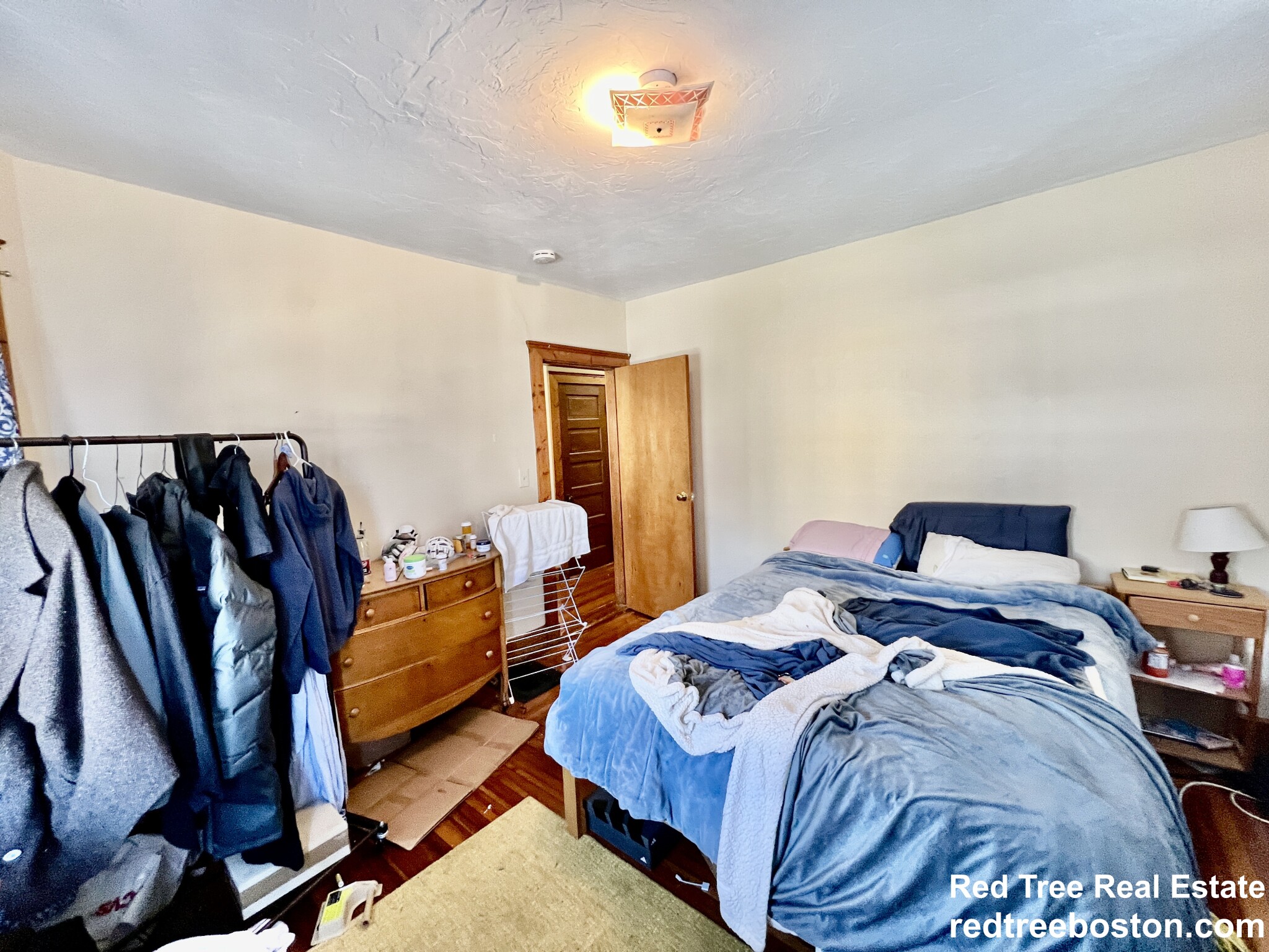 69 Woodlawn St, Jamaica Plain