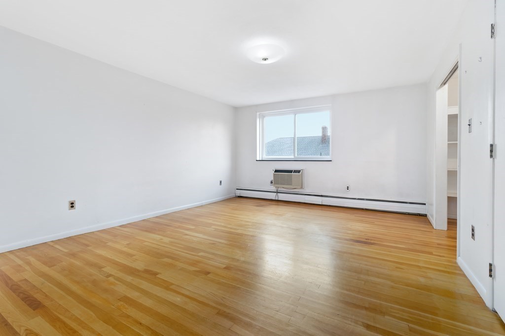 59 St Paul St, Brookline