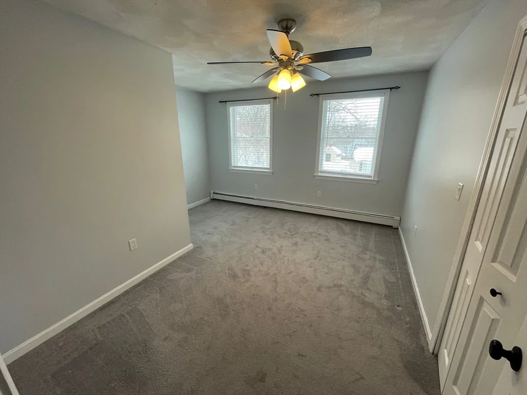 4 Indiana Ave, Woburn