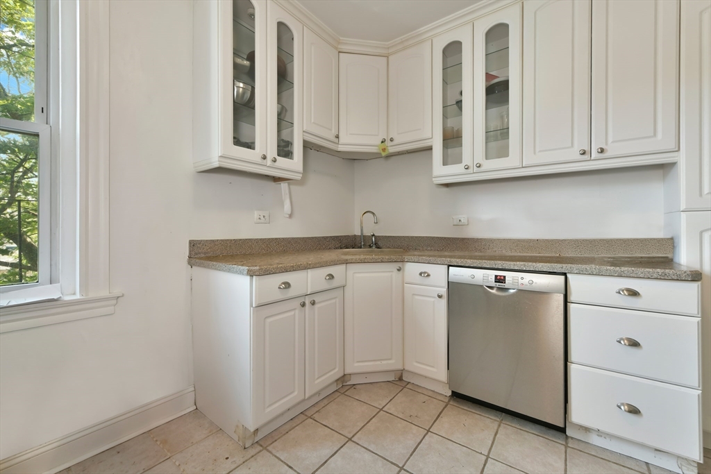 1746 Commonwealth Ave, Brighton