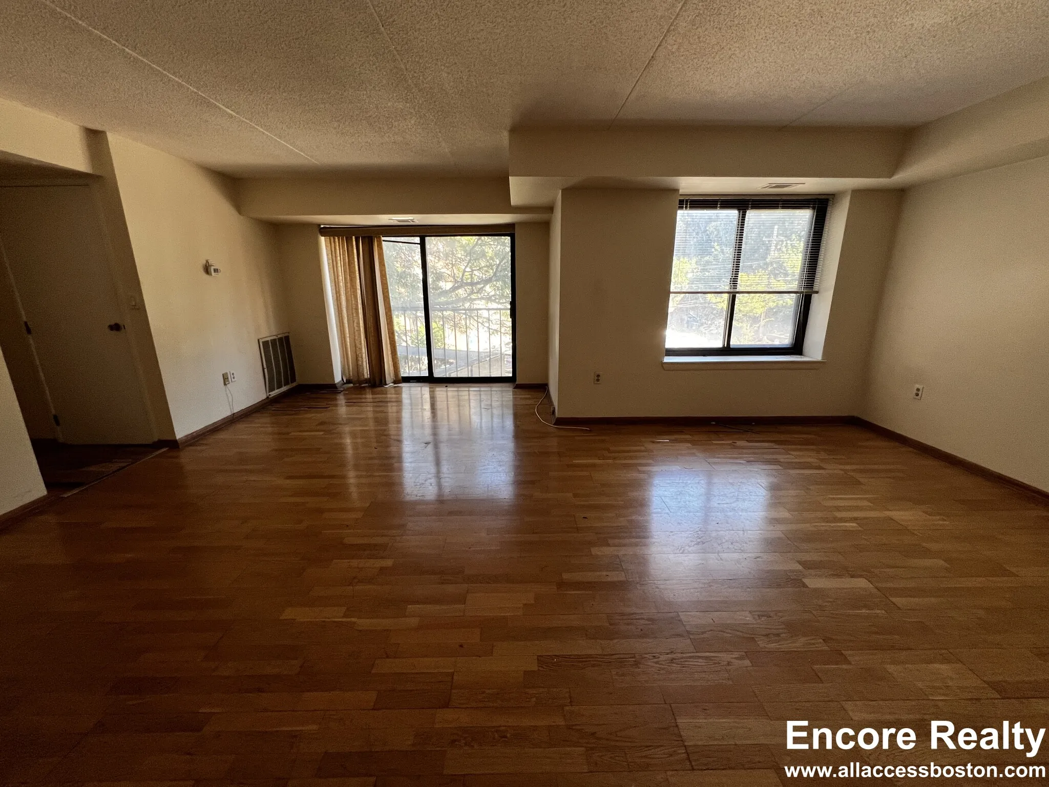 1243 Beacon St, Coolidge Corner