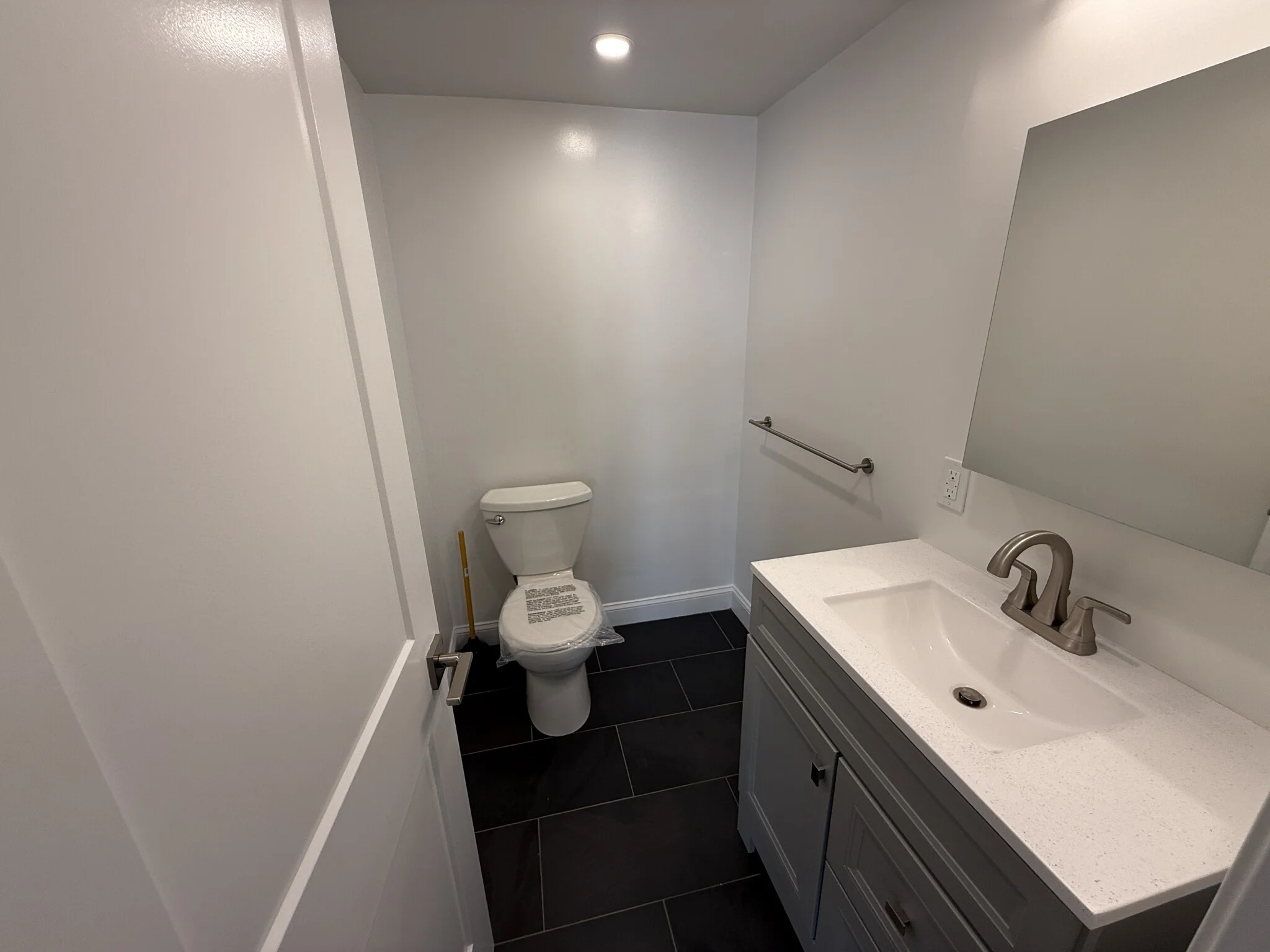 320 Hammond Pond Pkwy, Chestnut Hill