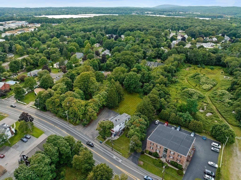 453 Pond St, Braintree