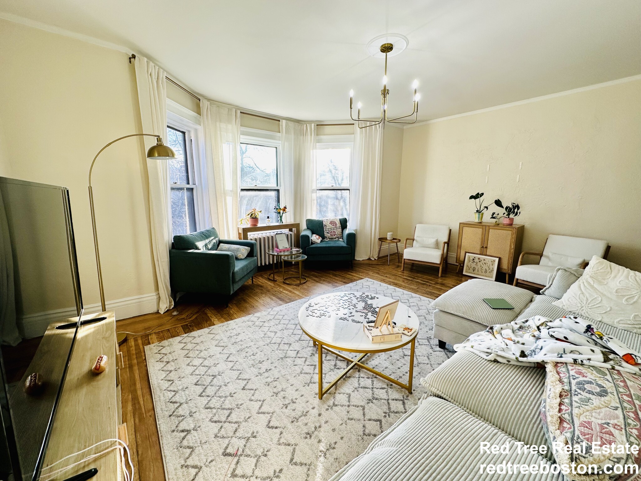 11 Euston St, Brookline