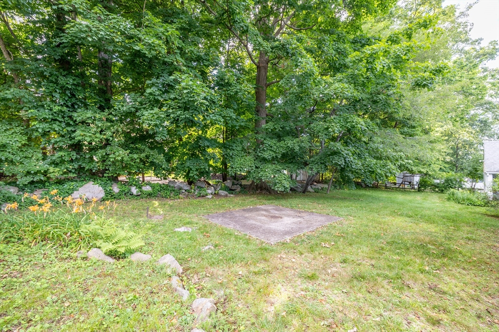 65 Sassamon Ave, Milton